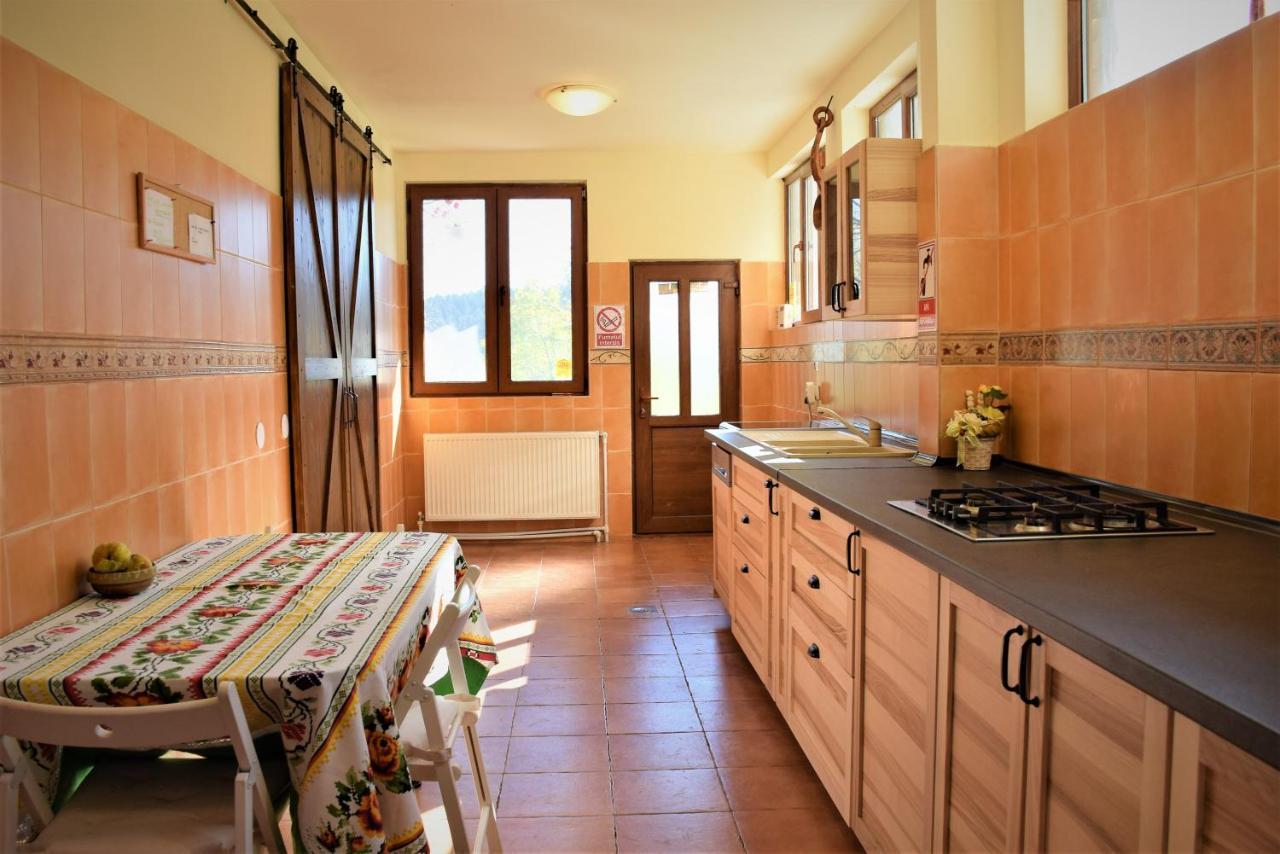 Cabana Soveja Luaran gambar